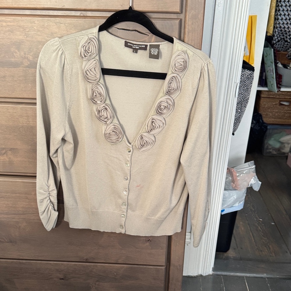 Chic Beige Cardigan